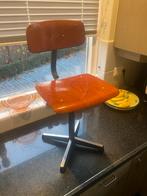 Vintage Eromes kinderstoel / schoolstoel, Ophalen, Gebruikt, Bruin, Eén