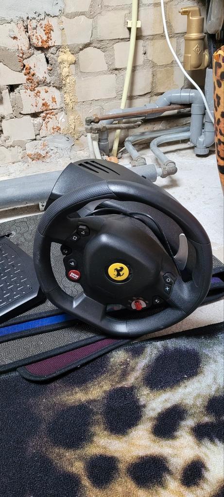 Thrustmaster Ferrari Racestuur, Spelcomputers en Games, Spelcomputers | Overige, Gebruikt, Ophalen