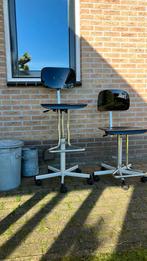 Retro stoel voor atelier of werkplaats, Antiek en Kunst, Curiosa en Brocante, Ophalen