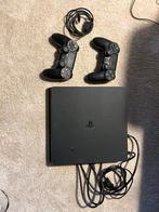 PlayStation 4 Slim 1TB + 2 controllers, Spelcomputers en Games, Spelcomputers | Sony PlayStation 4, Ophalen, Met 2 controllers