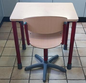 Schoolbureau/Kinder bureau + lade met stoel Merk Eromes beschikbaar voor biedingen