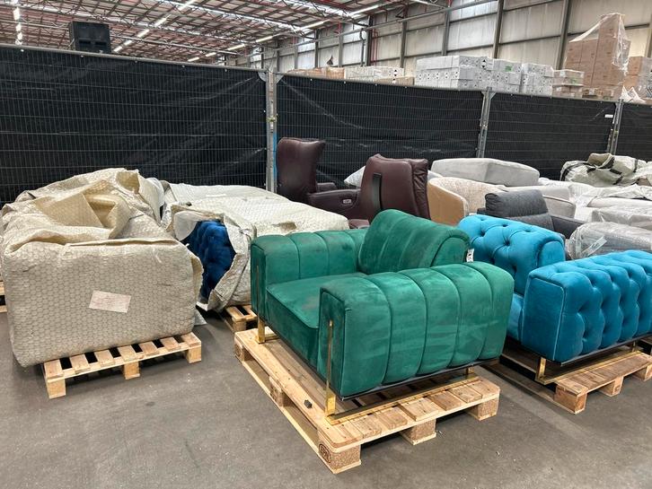 Nieuwe Natuzzi & Chesterfield Fauteuils en banken en poefen, Huis en Inrichting, Fauteuils, Nieuw, Stof, 75 tot 100 cm, Ophalen
