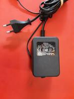 Adapter, Ophalen, Kringloop Laares, Zo goed als nieuw, Minkmaatstraat 126