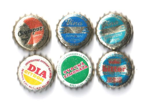 6 oude kroonkurken bierdoppen soda kurk Tsjechoslow '60-'80, Verzamelen, Biermerken, Gebruikt, Overige typen, Overige merken, Ophalen of Verzenden