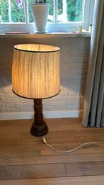 Massief houten schemerlamp. Uniek handwerk gedraaid., Huis en Inrichting, Lampen | Tafellampen, 50 tot 75 cm, Ophalen of Verzenden