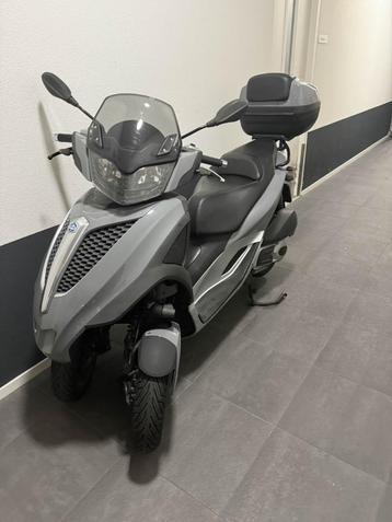Piaggio MP3 Yourban 300cc 19dkm Nardo beschikbaar voor biedingen