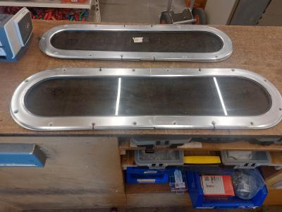 Vast raam rvs gehard glas 700x160 mm, Watersport en Boten, Bootonderdelen, Gebruikt