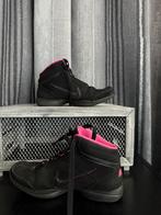 Nike schoenen zwart met roze maat 39, Ophalen of Verzenden, Zo goed als nieuw, Zwart, Sneakers of Gympen