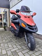 Kymco Dink 50 - Oranje - Scooter rijdt niet!!!, Fietsen en Brommers, Ophalen, Gebruikt, Overige modellen, Maximaal 45 km/u