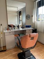Kappers kaptafel lichtgrijs met grote spiegel, Huis en Inrichting, Woonaccessoires | Spiegels, Ophalen, Gebruikt, 125 cm of meer