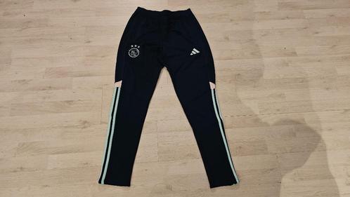 Ajax Trainingsbroek! Seizoen 23/24! Mt M!, Kleding | Heren, Sportkleding, Gedragen, Voetbal, Maat 48/50 (M), Blauw, Ophalen of Verzenden