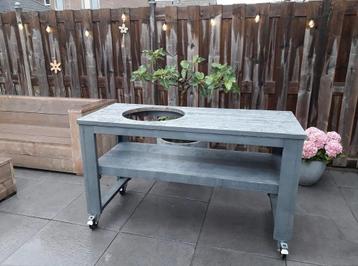 Big Green Egg Tafel Medium - Grey Wash - Met Wielen beschikbaar voor biedingen