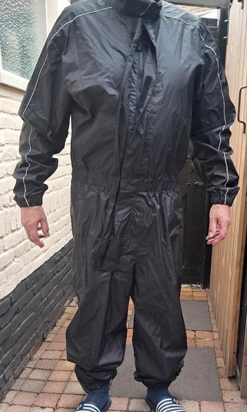 Regen overal voor op de motor beschikbaar voor biedingen