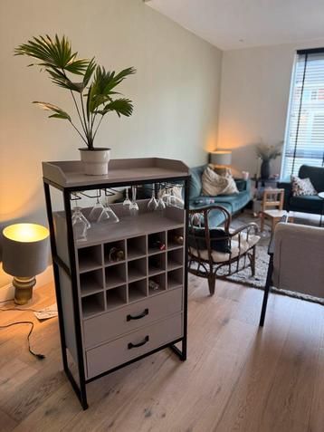 Wijnkast - 15 flessen, lades & glasrekjes beschikbaar voor biedingen