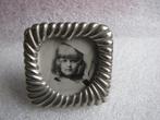 Vintage Zilver Kleurig Fotolijstje voor Pasfoto - Hart 5 cm, Antiek en Kunst, Verzenden