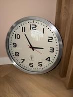 Grote stationsklok - 50 cm - radio controlled, Ophalen, Zo goed als nieuw, Analoog, Wandklok