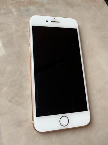 iPhone 8 wit/rosé 64Gb beschikbaar voor biedingen
