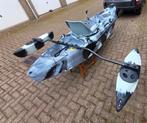 Kayak (viskayak) met zij stabilisators van hard kunstof., Ophalen, Gebruikt, Eén persoon, Met peddels