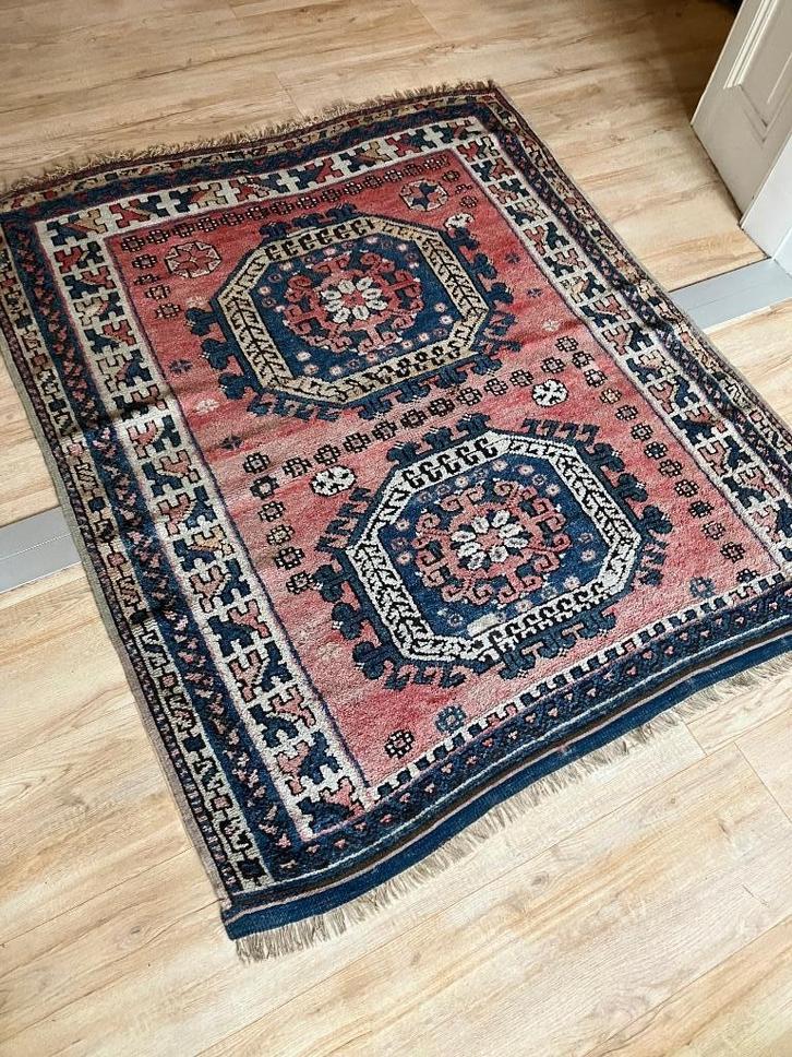 Mooie antieke Kaukasische pers, Antiek en Kunst, Antiek | Kleden en Textiel, Ophalen of Verzenden