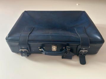 Blauwe leren vintage koffer! beschikbaar voor biedingen