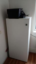 Ikea halfhoge kast met planken, Ophalen