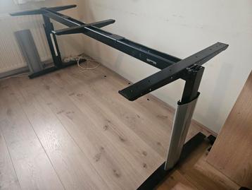 Onderstel oerdegelijk bureau instelbare hoogte 61 tot 81cm
