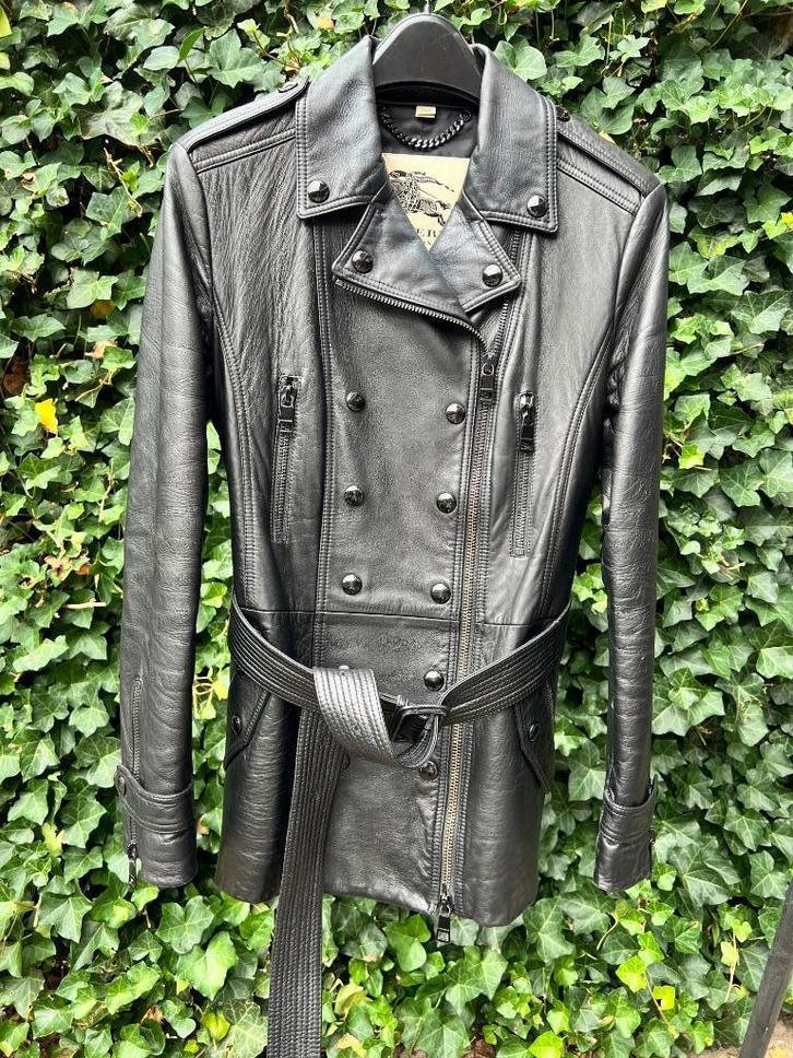 Zwart leren biker jack dames Burberry pre owned maat 12/40, Kleding | Dames, Jasjes, Kostuums en Pakken, Zo goed als nieuw, Jasje
