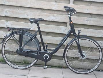 Nette damesfiets batavus wayz H53 V 8 beschikbaar voor biedingen