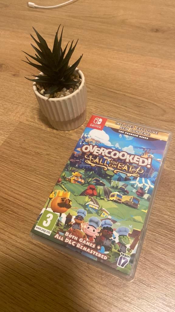 ️⭐️OVERCOOKED - all you can eat️⭐️, Spelcomputers en Games, Games | Nintendo Switch, Zo goed als nieuw, Puzzel en Educatief, 3 spelers of meer