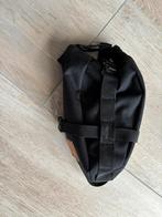 Restrap zadeltas in zeer goede staat, Fietsen en Brommers, Fietsaccessoires | Fietstassen, Ophalen of Verzenden, Zo goed als nieuw