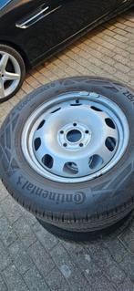 Stalen velgen + banden 215/65r16, Auto-onderdelen, Banden en Velgen, Ophalen, 16 inch, Band(en), Zomerbanden