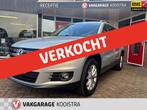 Volkswagen Tiguan 1.4 TSI Sport&Style Airco/ Trekhaak/ parke, Voorwielaandrijving, Gebruikt, Zwart, 4 cilinders