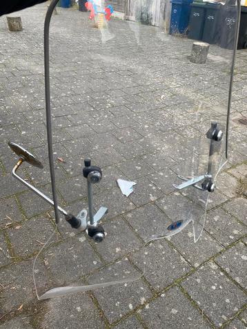 SYM Windscherm met spiegel beschikbaar voor biedingen