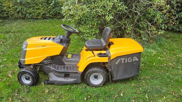 Zitmaier Stiga Estate 3084 H inc Aanhangwagen, Tuin en Terras, Zitmaaiers, Zo goed als nieuw, Minder dan 90 cm, Elektrische starter
