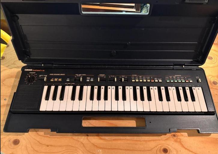 Yamaha Portasound PS-400 met koffer en adapter vintage synth, Muziek en Instrumenten, Keyboards, Gebruikt, Overige aantallen, Yamaha