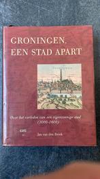 Jan van den Broek - Groningen, een stad apart, 20e eeuw of later, Jan van den Broek, Ophalen of Verzenden, Zo goed als nieuw