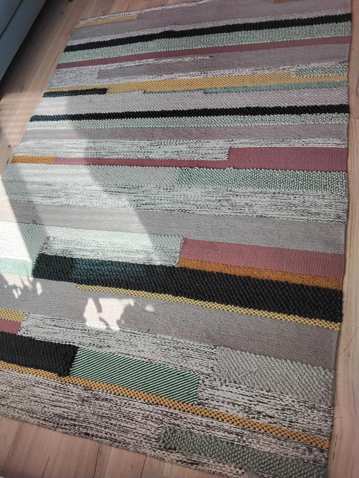 Gestreept vloerkleed Bronden Ikea, Huis en Inrichting, Stoffering | Tapijten en Kleden, Gebruikt, 150 tot 200 cm, 200 cm of meer