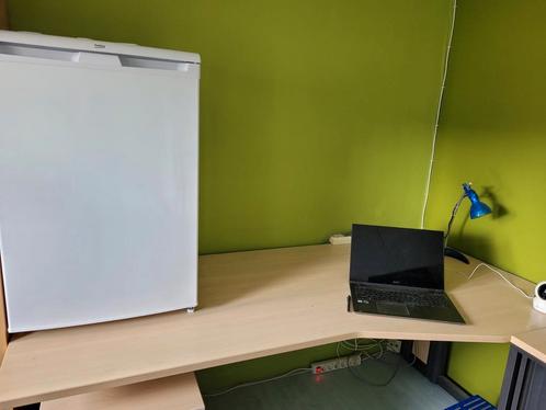 Groot bureau, Hobby en Vrije tijd, Overige Hobby en Vrije tijd, Gebruikt, Ophalen