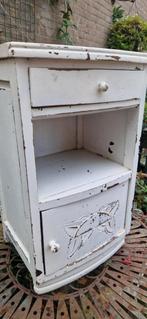 Prachtig brocante kastje(kan hangen of staan)(brocante), Ophalen of Verzenden, Gebruikt