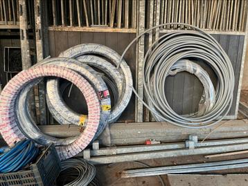 300m 22mm HEP2O buis en restje15mm en koppelingen beschikbaar voor biedingen