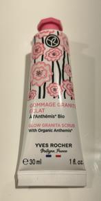 Yves Rocher glow granita scrub, Sieraden, Tassen en Uiterlijk, Uiterlijk | Gezichtsverzorging, Ophalen of Verzenden, Nieuw, Gehele gezicht
