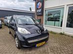 Peugeot 107 1.0-12V ''XR'' Stuurbekrachtiging - Apk 04-09-20, Auto's, Voorwielaandrijving, Stof, Gebruikt, Zwart