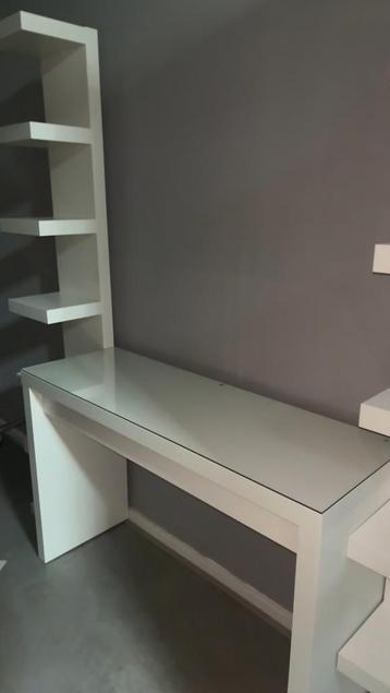 Make up tafel nieuw nog geen maand oud