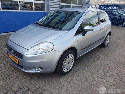 Fiat Punto 1.2 Dynamic (bj 2007), Auto diversen, Schadeauto's, Handgeschakeld, Benzine, Overige carrosserieën, Zilver of Grijs
