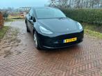 Tesla Model Y 2023 RWD | Zwart | Trekhaak | 1e eigenaar, Auto's, Automaat, Achterwielaandrijving, 375 min, Origineel Nederlands