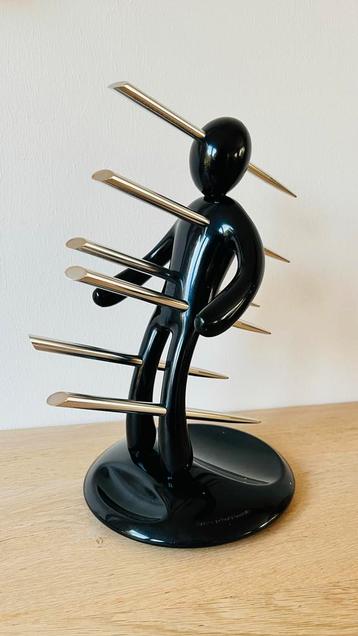 Raffaele Iannello Design “The Ex” voodoo pennen-set beschikbaar voor biedingen