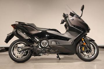 Yamaha T-MAX 560 TECH MAX (bj 2025) beschikbaar voor biedingen