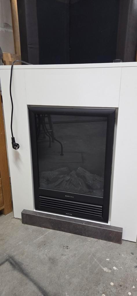 RubyFires Elektrische Haard met Ombouw & Afstandsbediening, Huis en Inrichting, Haarden, Gebruikt, Elektrische haard, Ophalen
