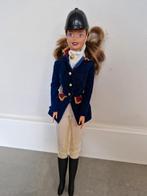 Barbie pop in paardrijkleding riding club, Ophalen of Verzenden, Gebruikt, Barbie