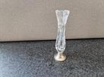 Vaasje kristal met zilveren voet, Antiek en Kunst, Antiek | Glas en Kristal, Ophalen of Verzenden